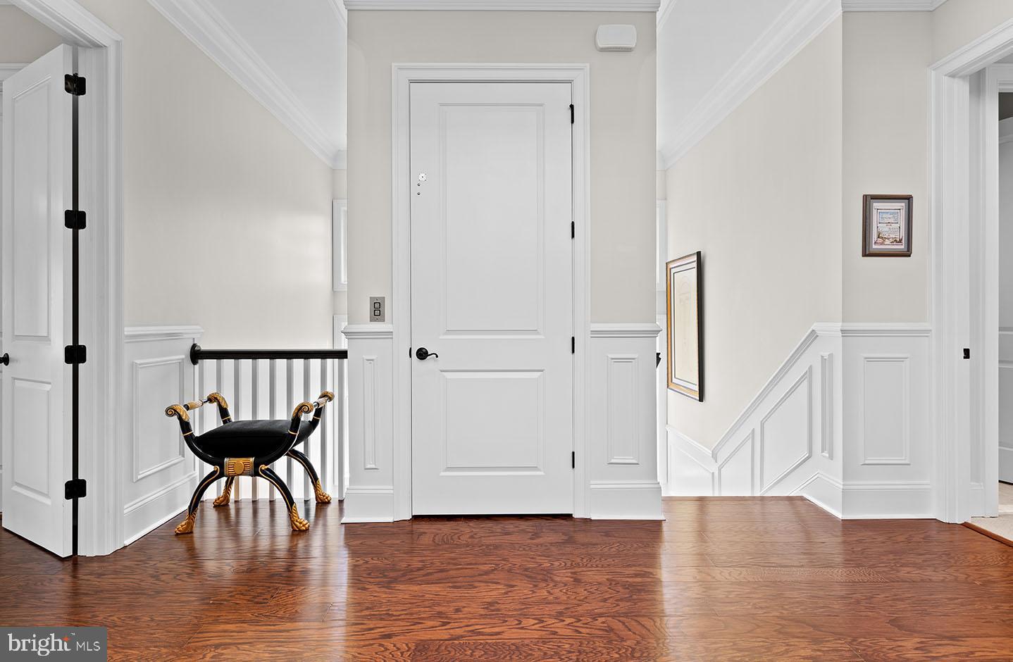 SILVER LAKE SHORES - Residential