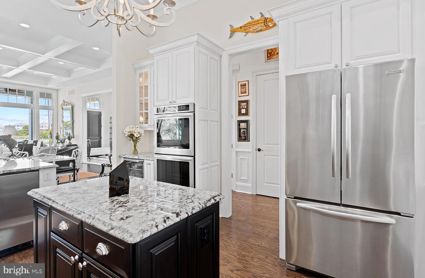 SILVER LAKE SHORES - Residential