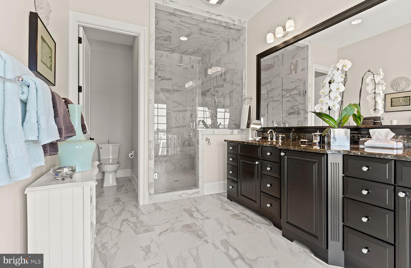 SILVER LAKE SHORES - Residential