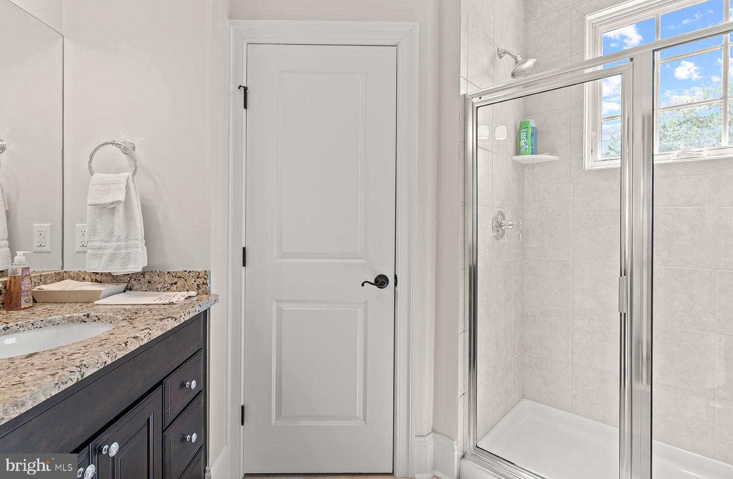 SILVER LAKE SHORES - Residential