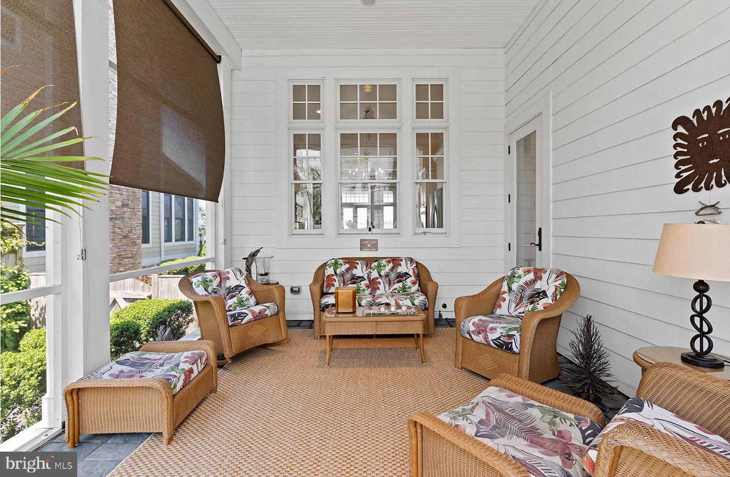 SILVER LAKE SHORES - Residential