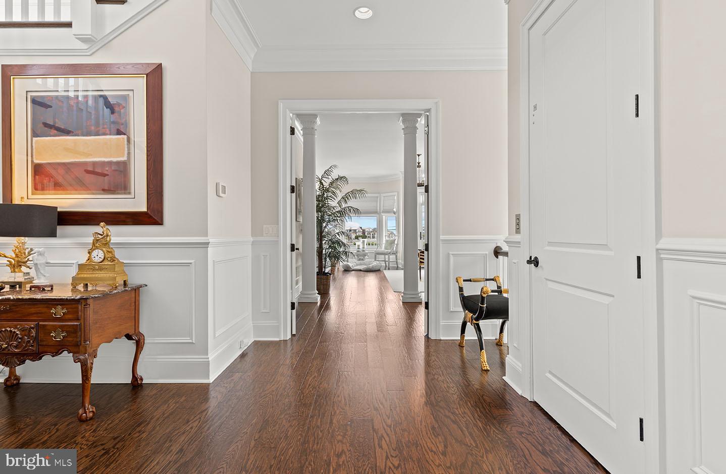 SILVER LAKE SHORES - Residential