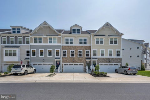 Townhouse For Sale - 12442 Sea Oaks Lane #5<br/> Worcester County, BERLIN, MD 21811