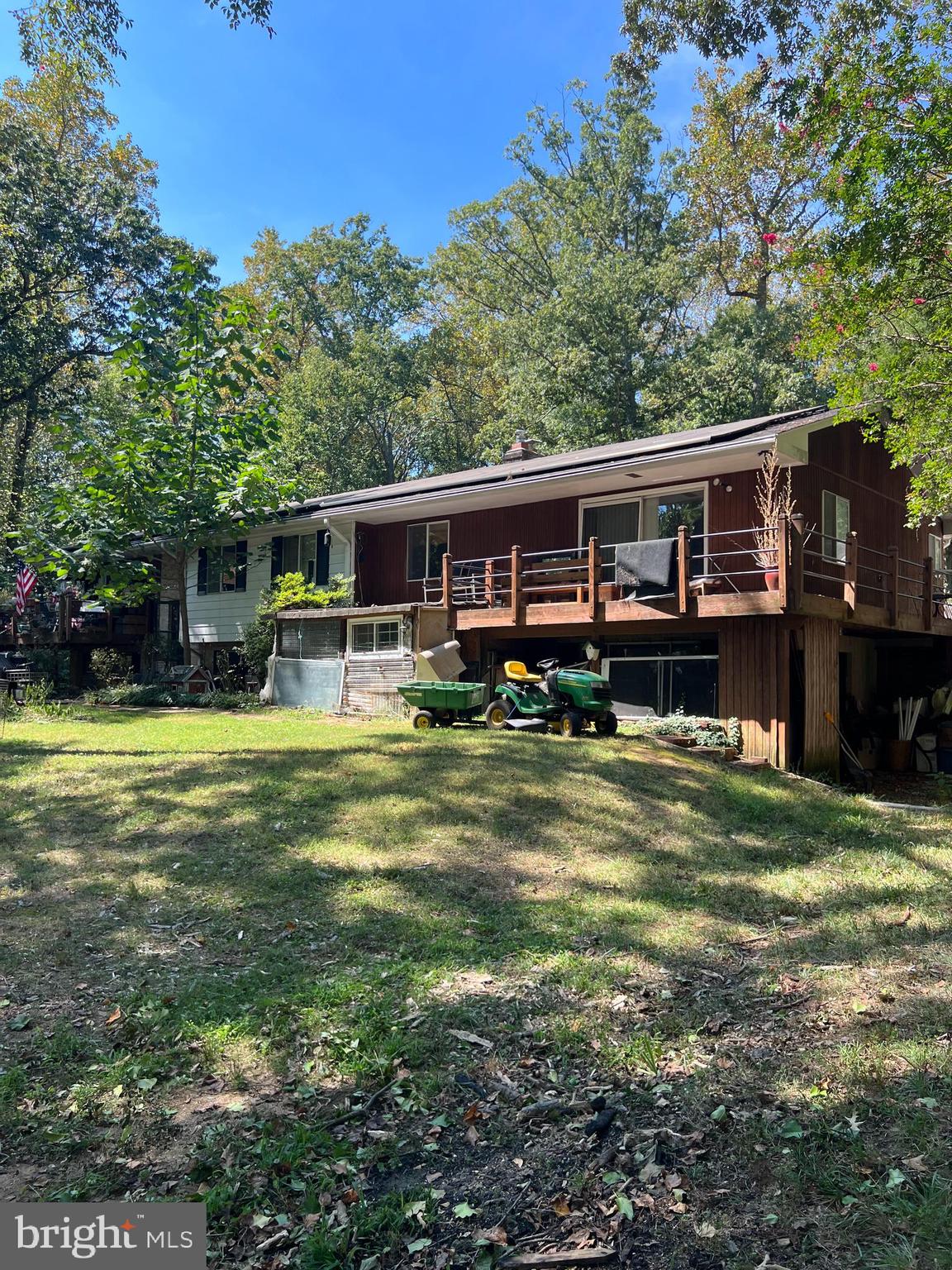 SOUTH RIVER MANOR - Residential