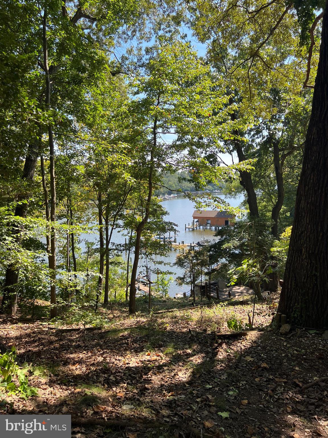 SOUTH RIVER MANOR - Residential