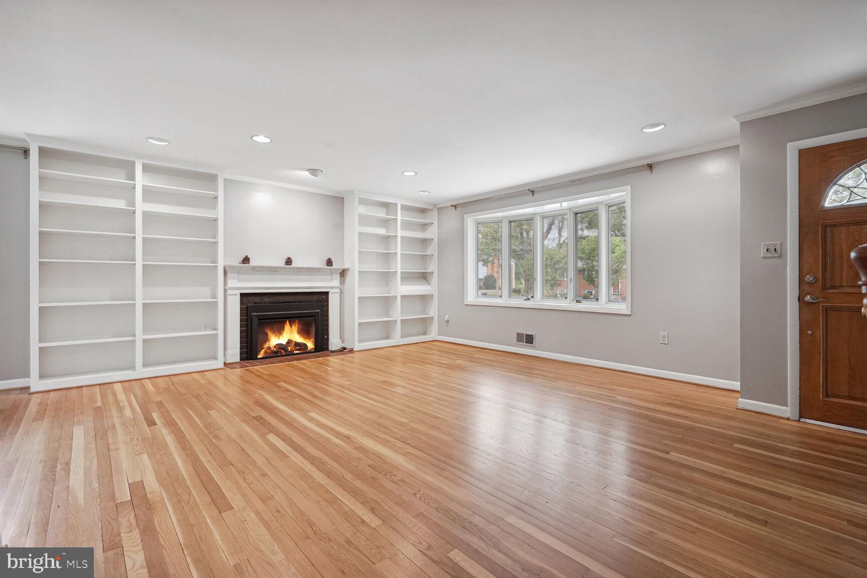 BROYHILL LANGLEY ESTATES - Residential Lease