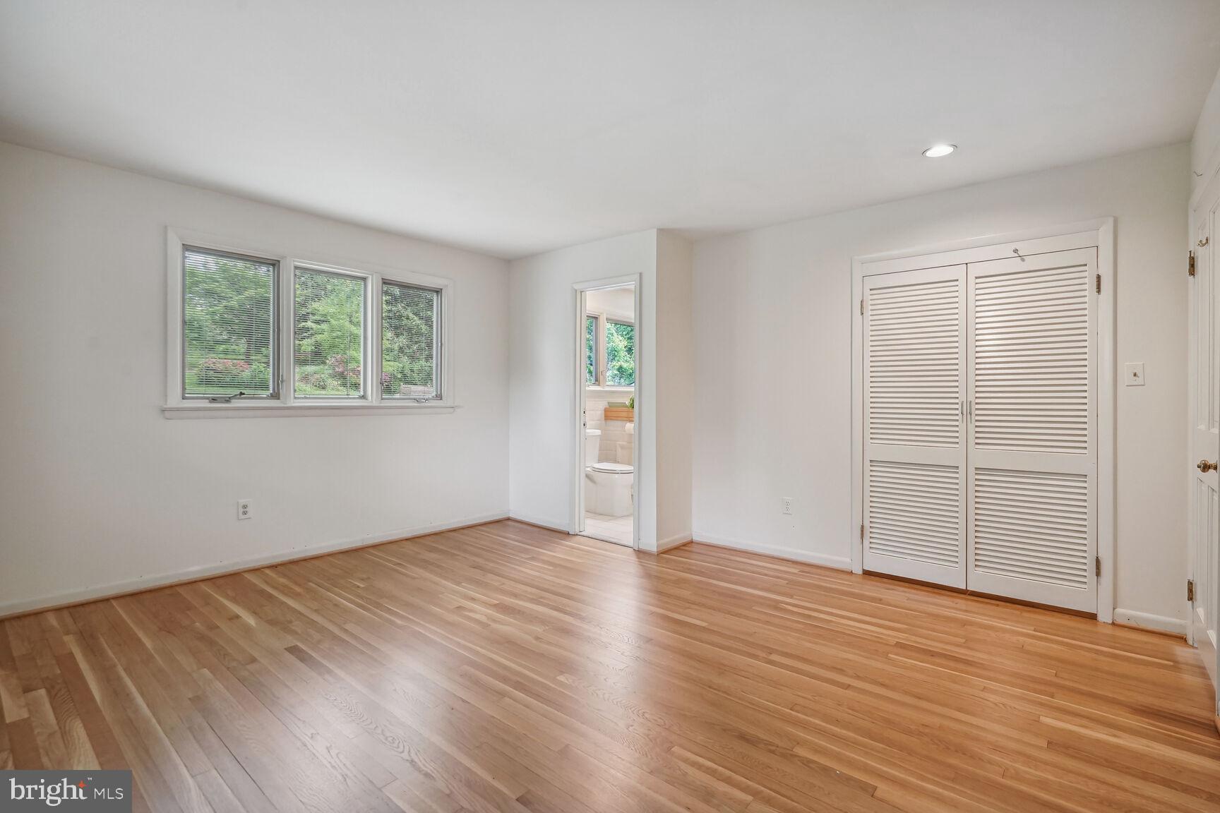 BROYHILL LANGLEY ESTATES - Residential Lease