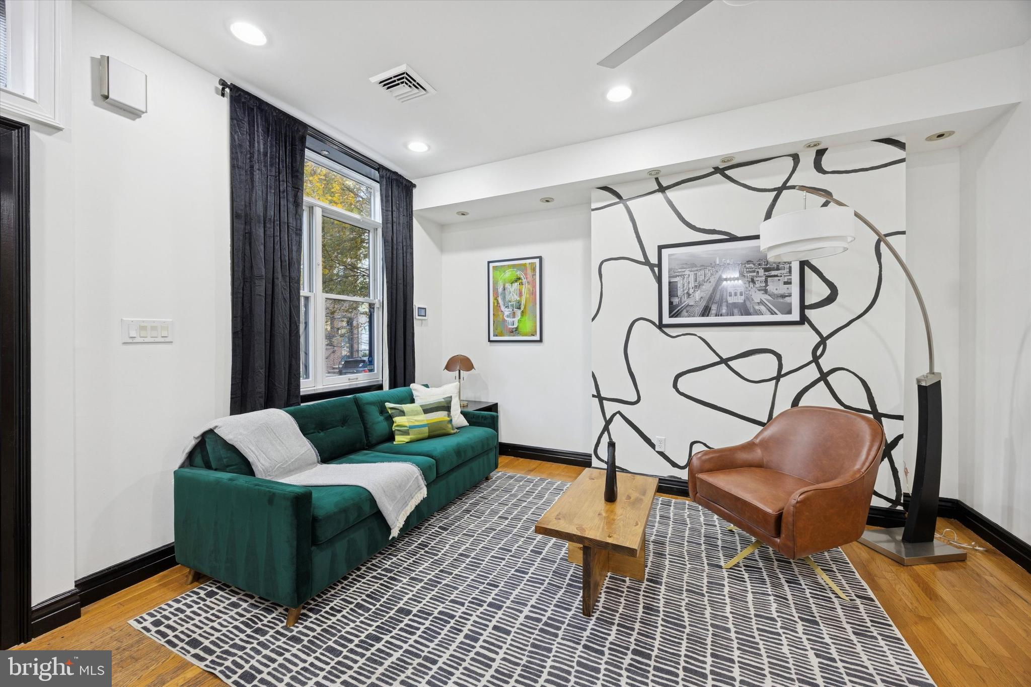 PASSYUNK SQUARE - Residential