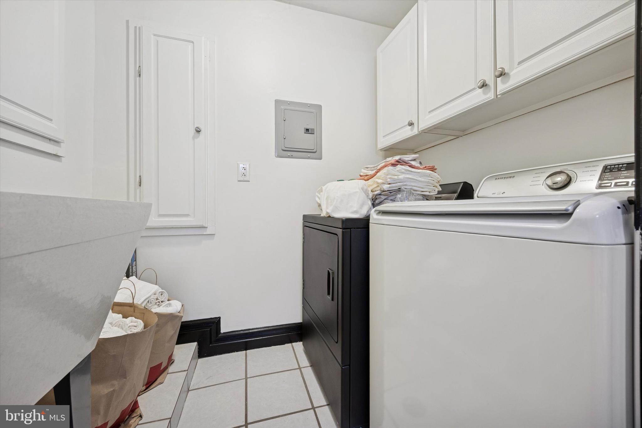 PASSYUNK SQUARE - Residential