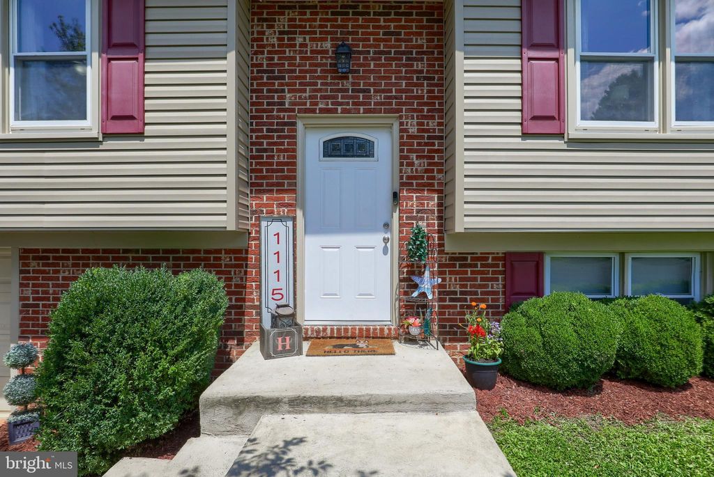 Photo of 1115 Stellar Drive, Mount Joy, PA 17552 (MLS # PALA2038606)