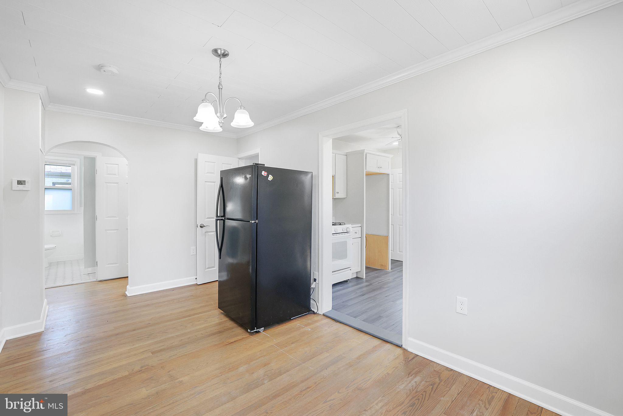 RIVERDALE PARK - Residential Lease