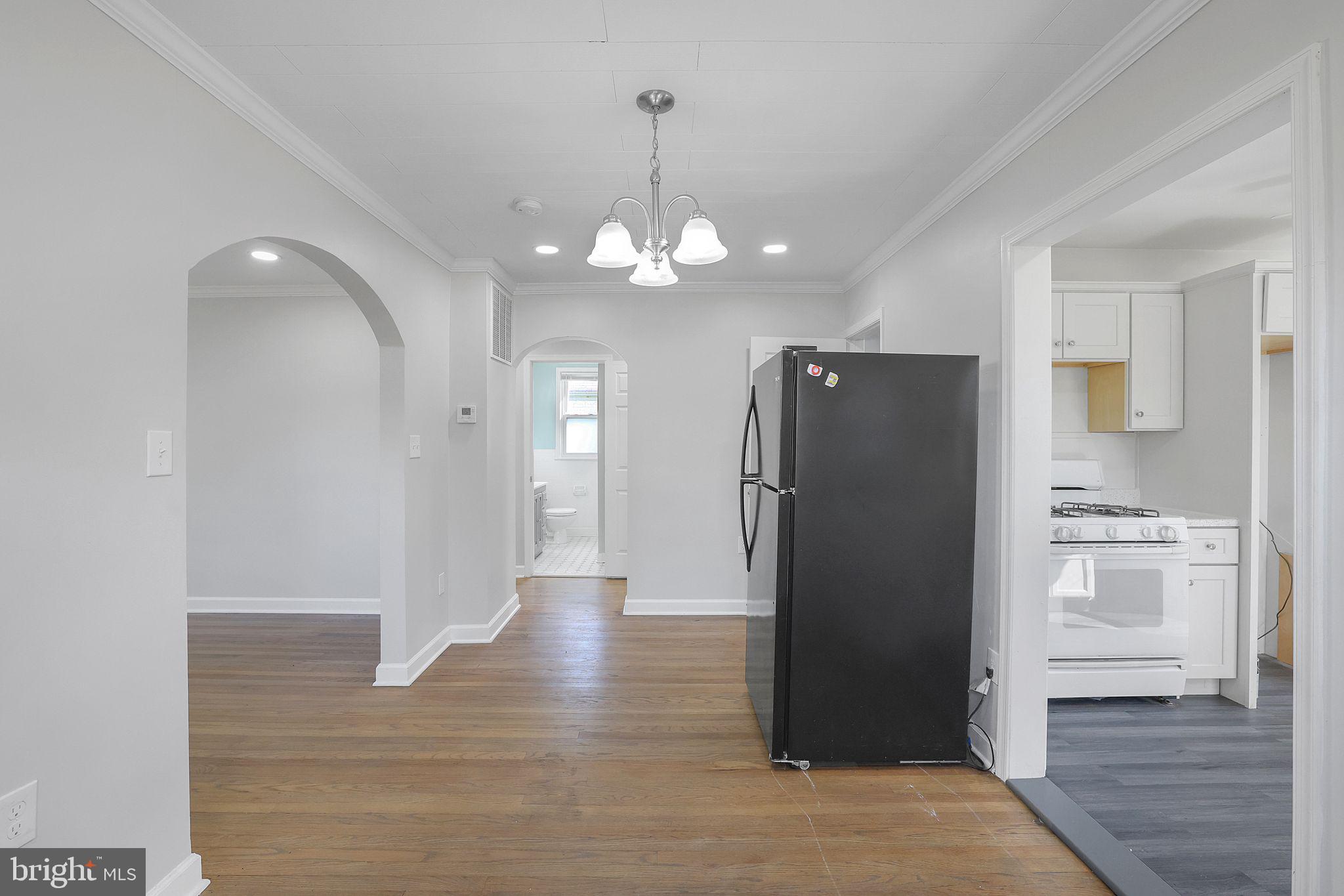 RIVERDALE PARK - Residential Lease