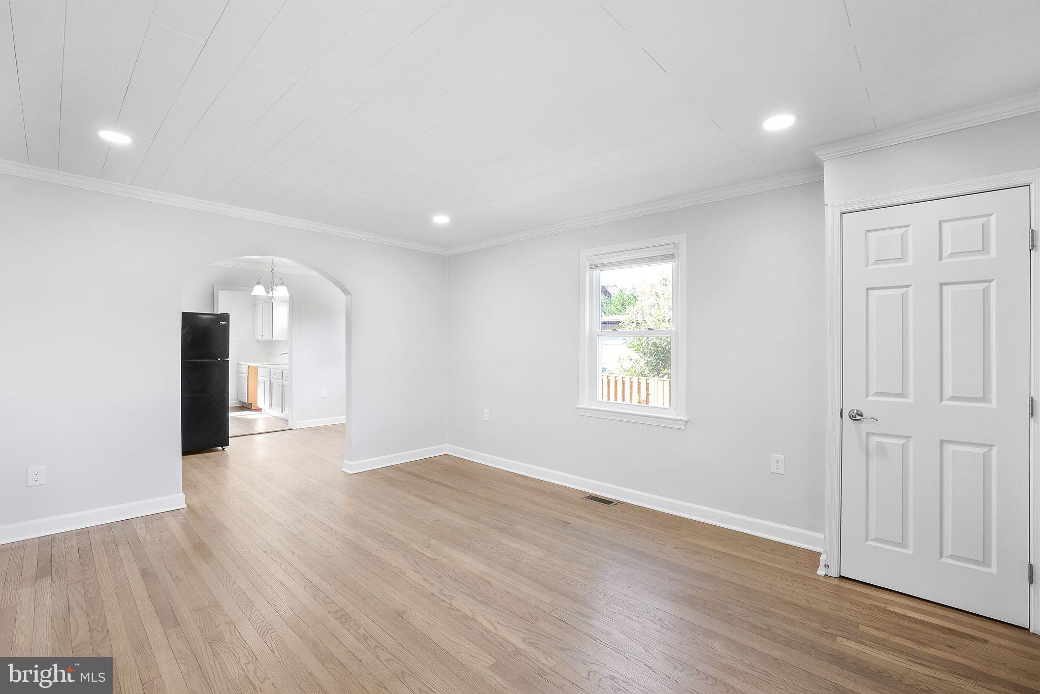 RIVERDALE PARK - Residential Lease