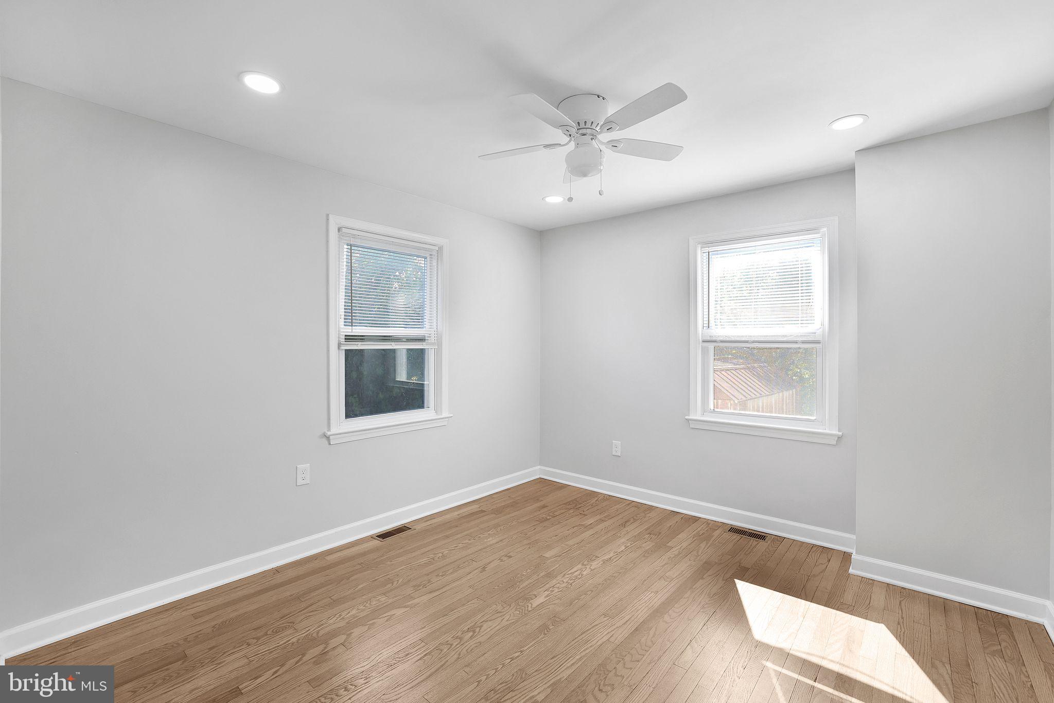 RIVERDALE PARK - Residential Lease