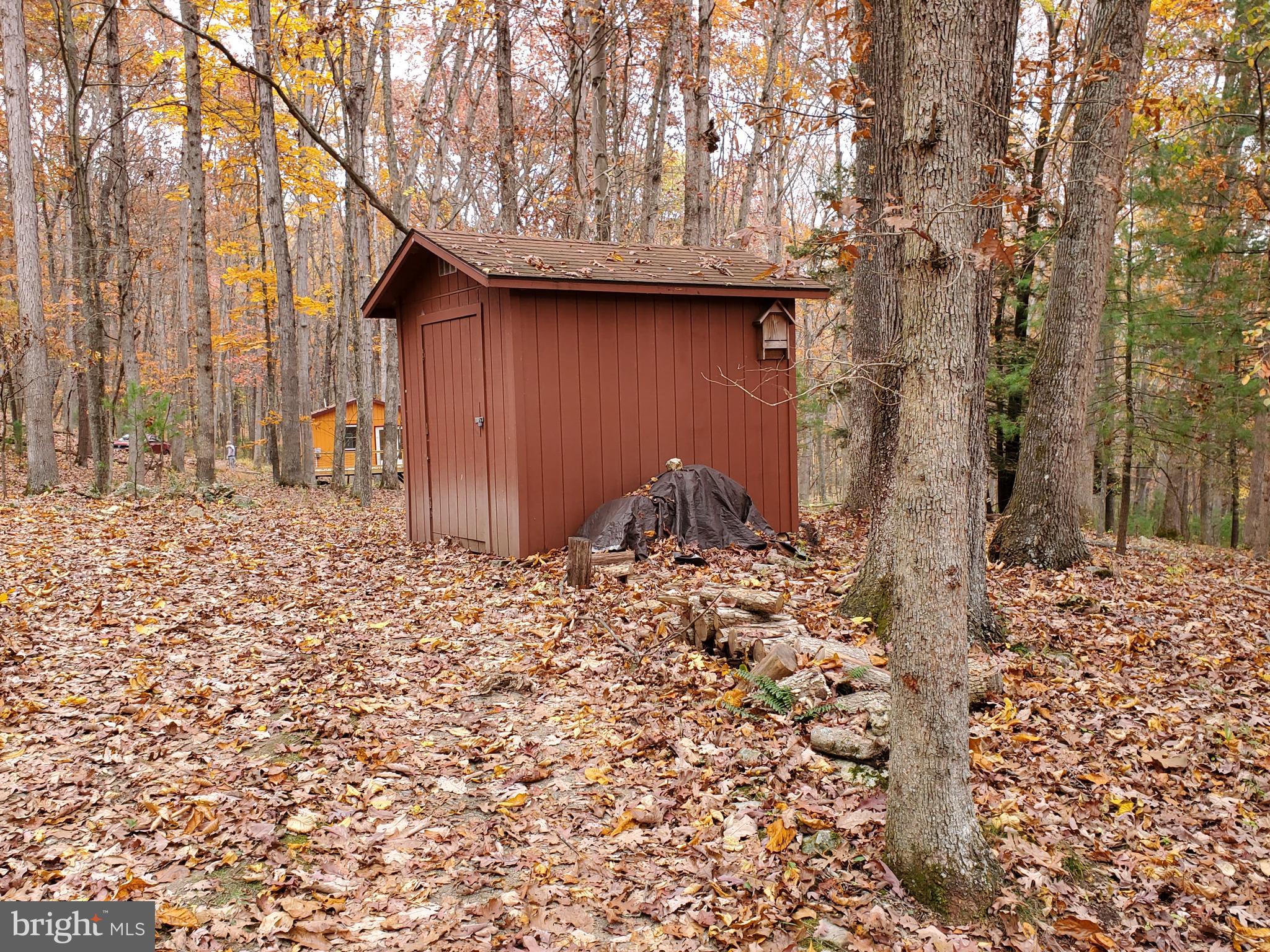 TROUT POND - Residential