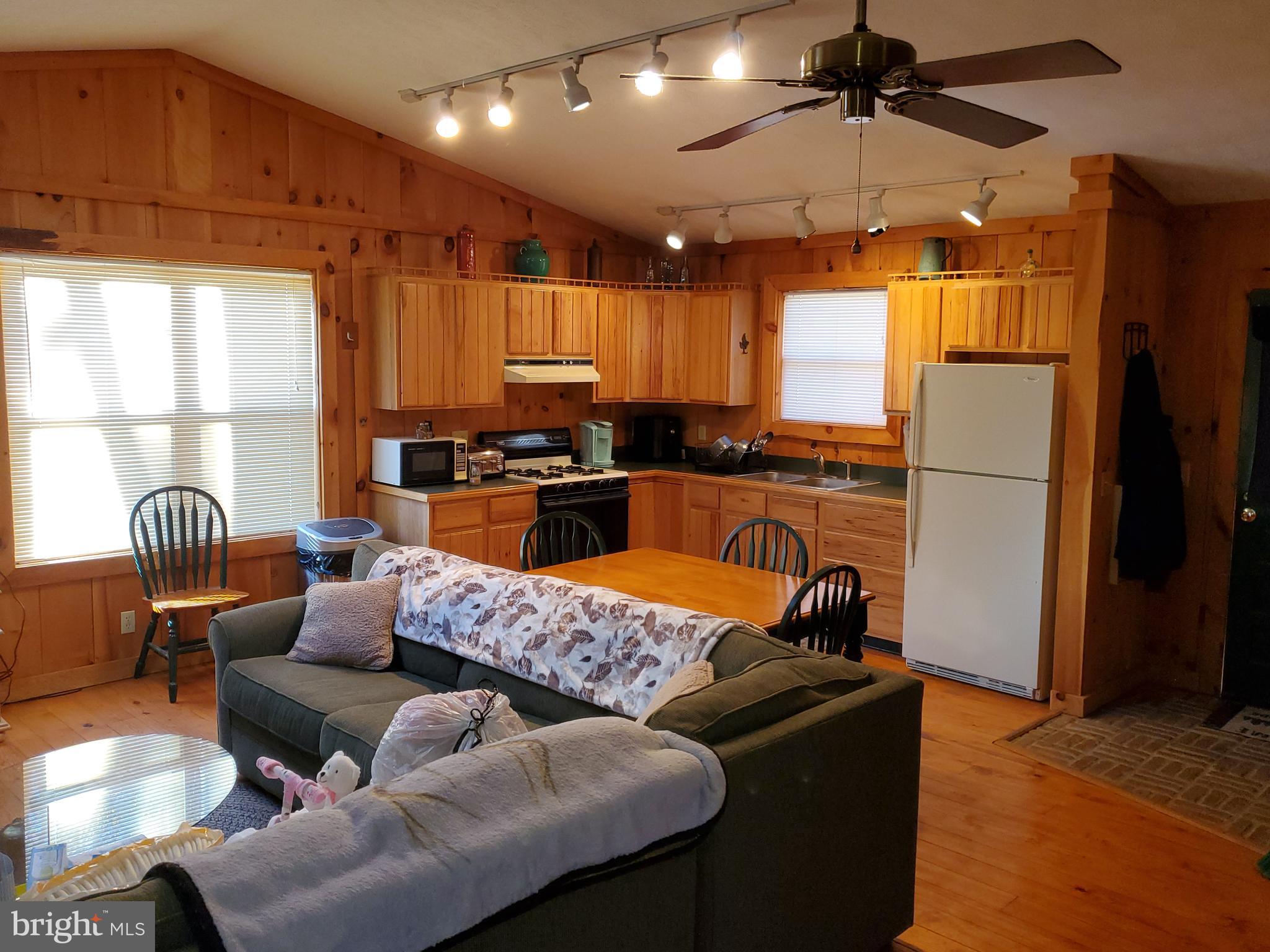 TROUT POND - Residential