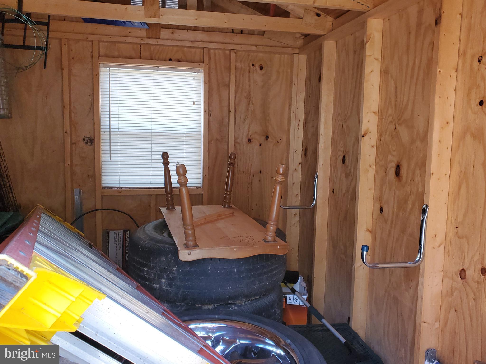 TROUT POND - Residential