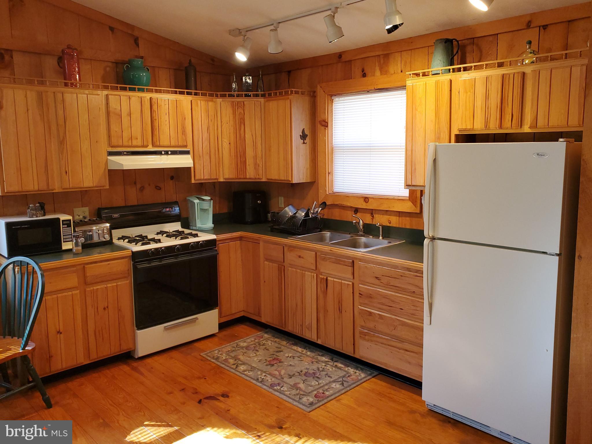 TROUT POND - Residential