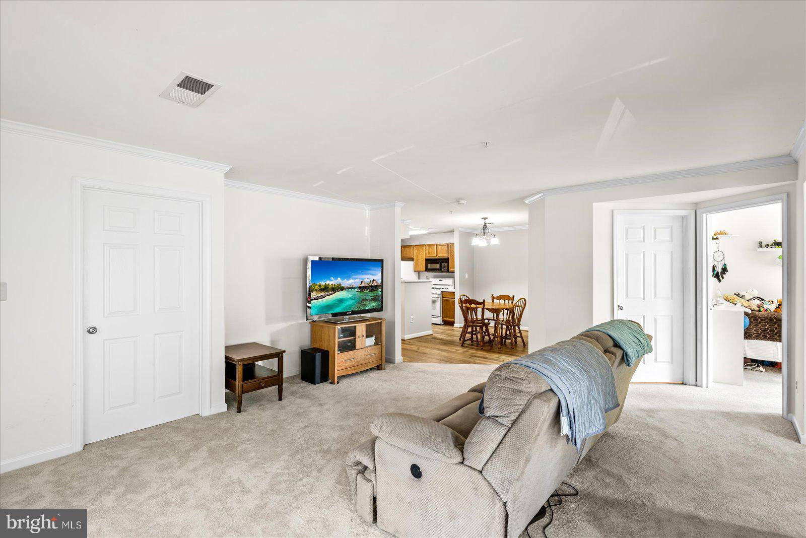 STRATFORD CONDOS - Residential