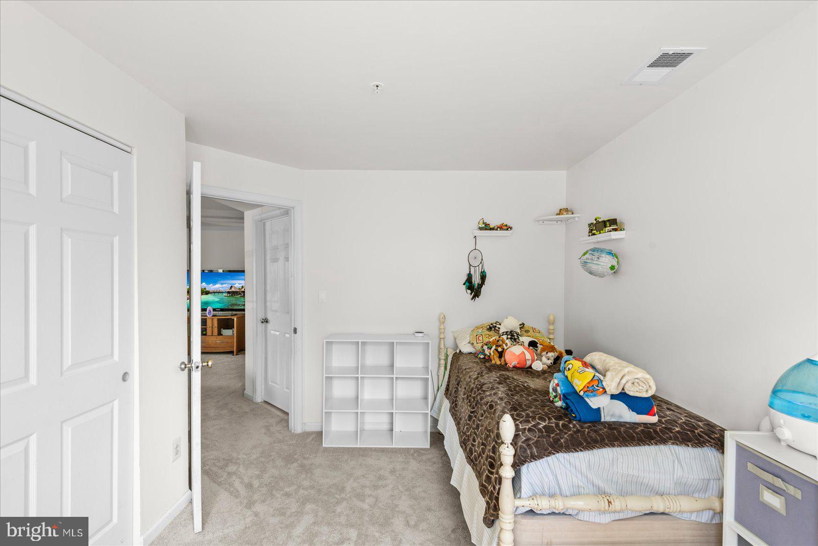 STRATFORD CONDOS - Residential