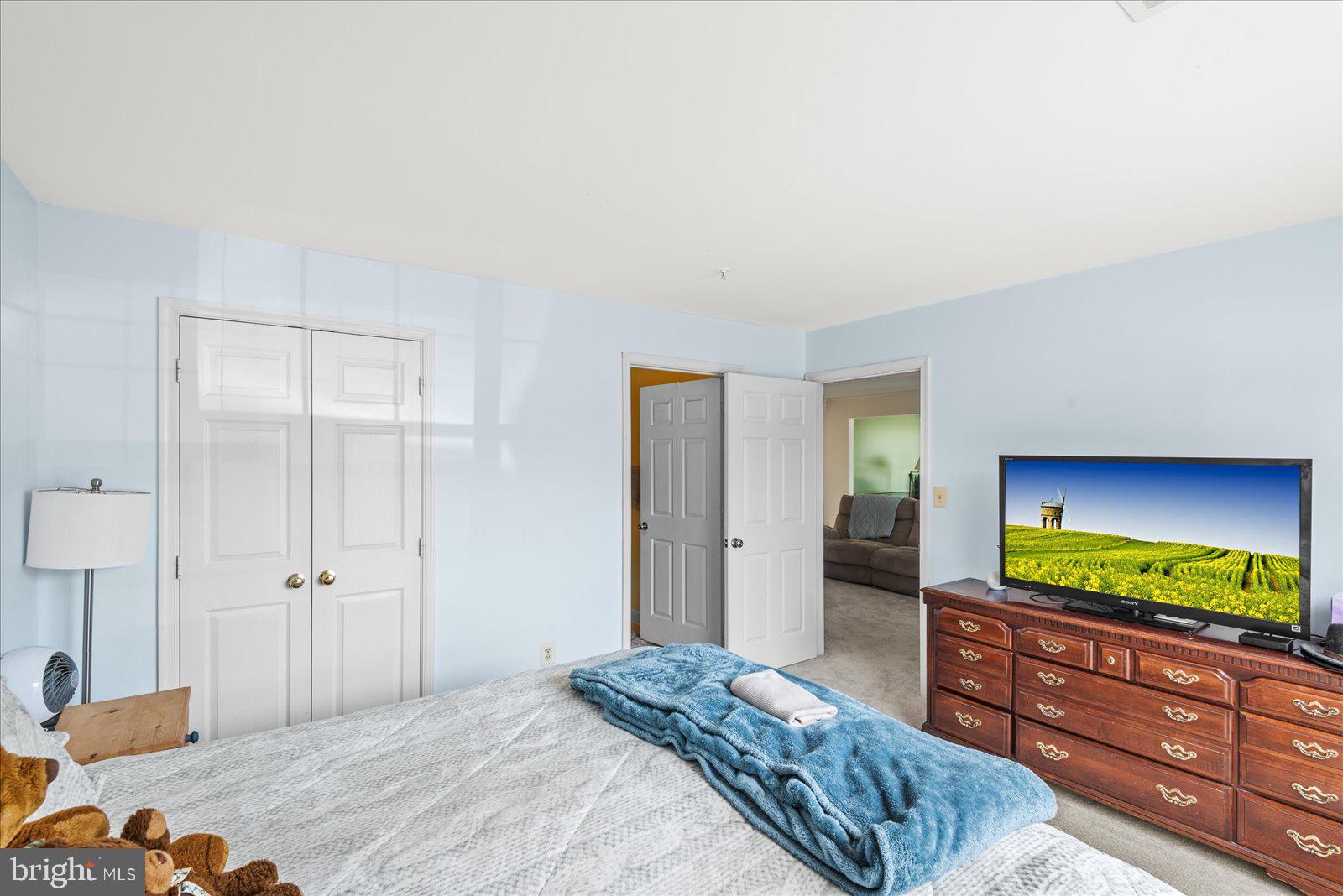 STRATFORD CONDOS - Residential