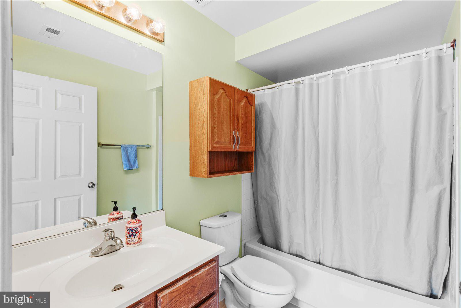 STRATFORD CONDOS - Residential