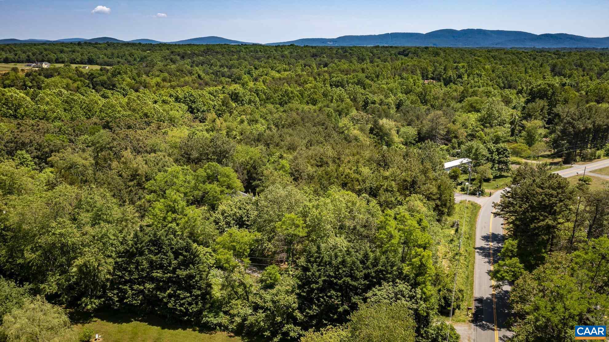 1245 CARPENTERS MILL RD