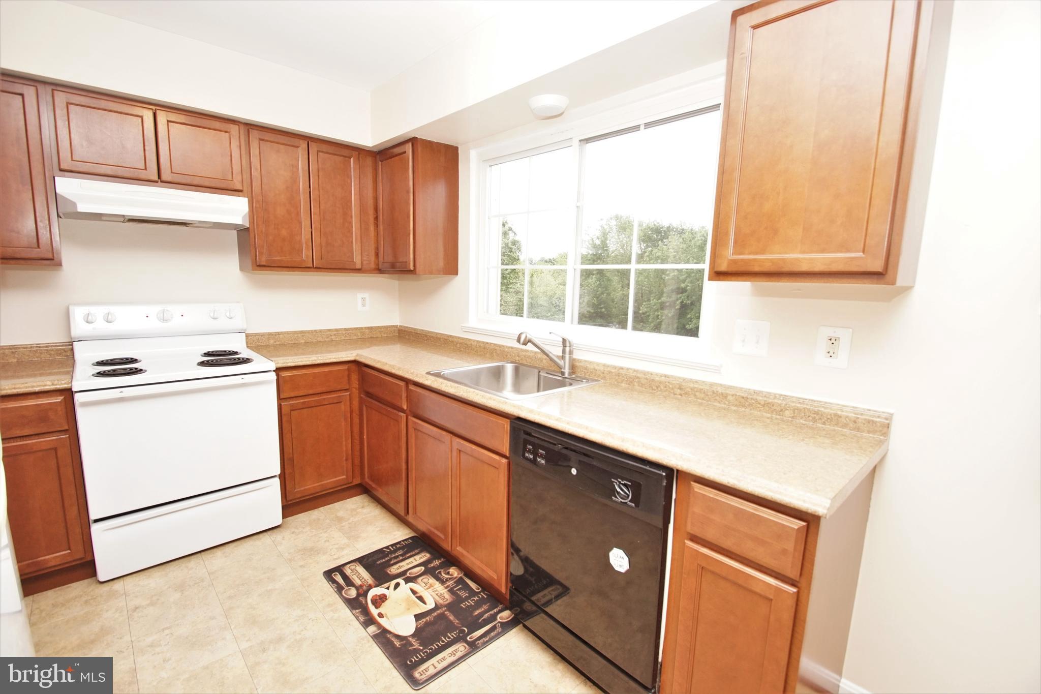 VILLAGE OF THOMAS RUN - Residential