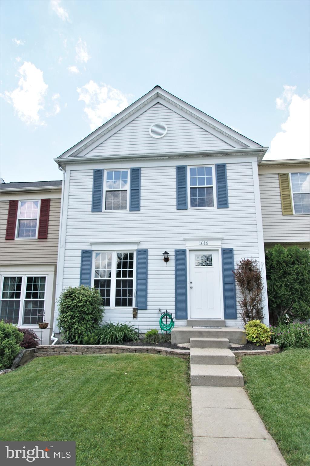 VILLAGE OF THOMAS RUN - Residential