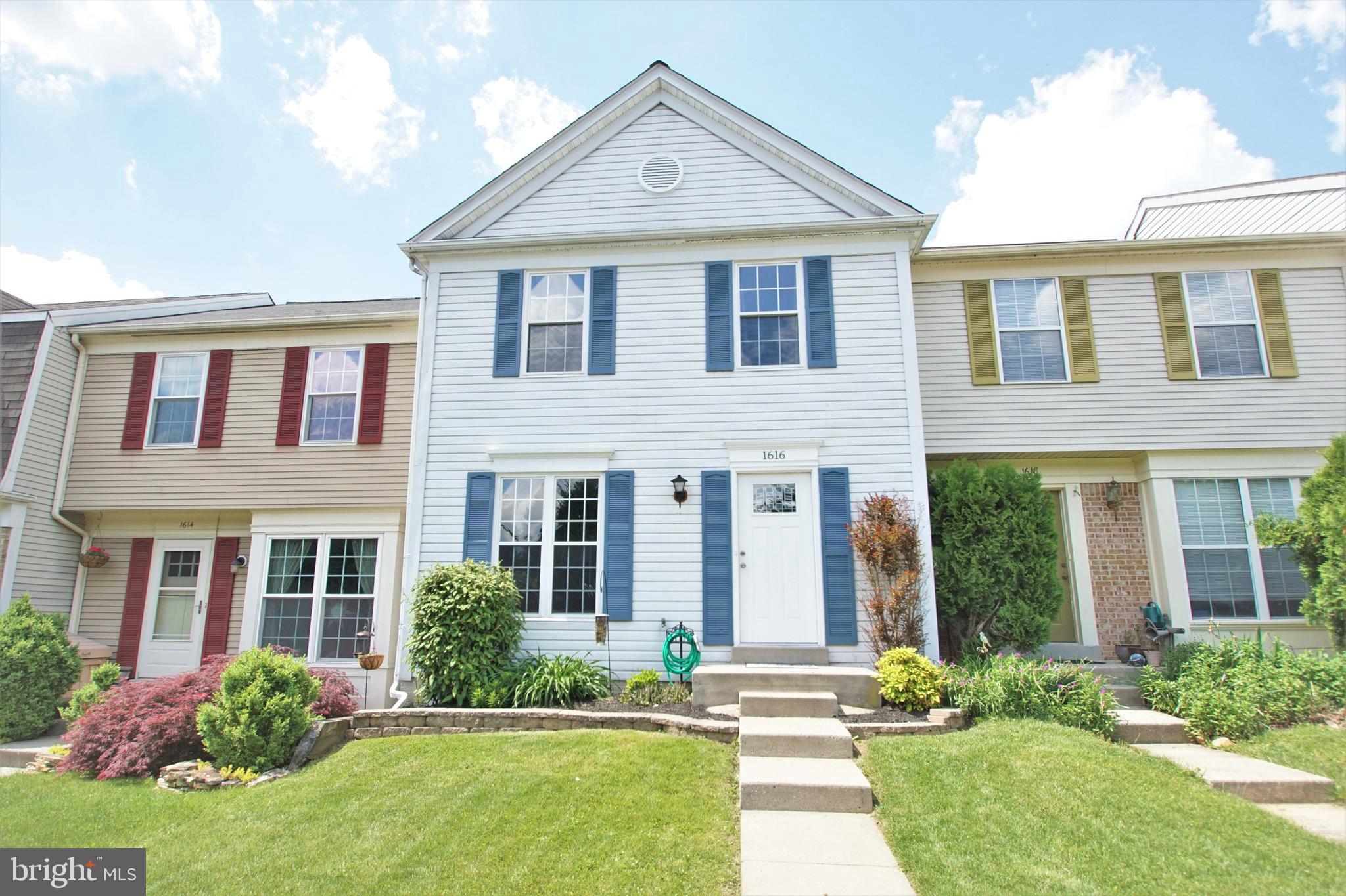 VILLAGE OF THOMAS RUN - Residential