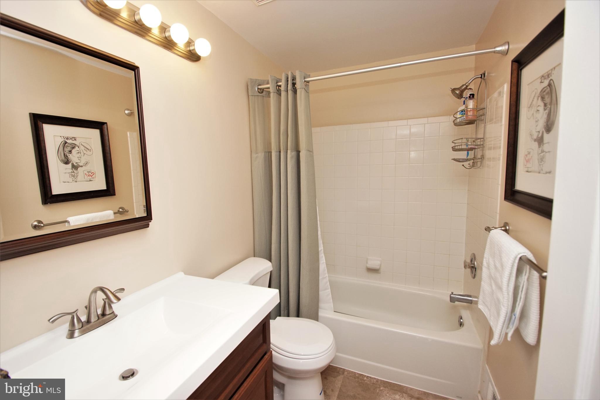 VILLAGE OF THOMAS RUN - Residential