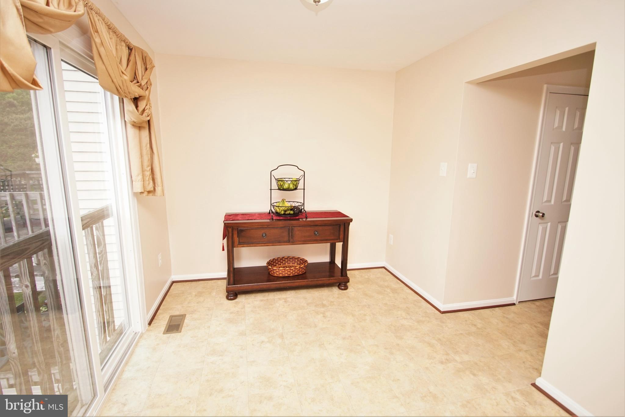 VILLAGE OF THOMAS RUN - Residential