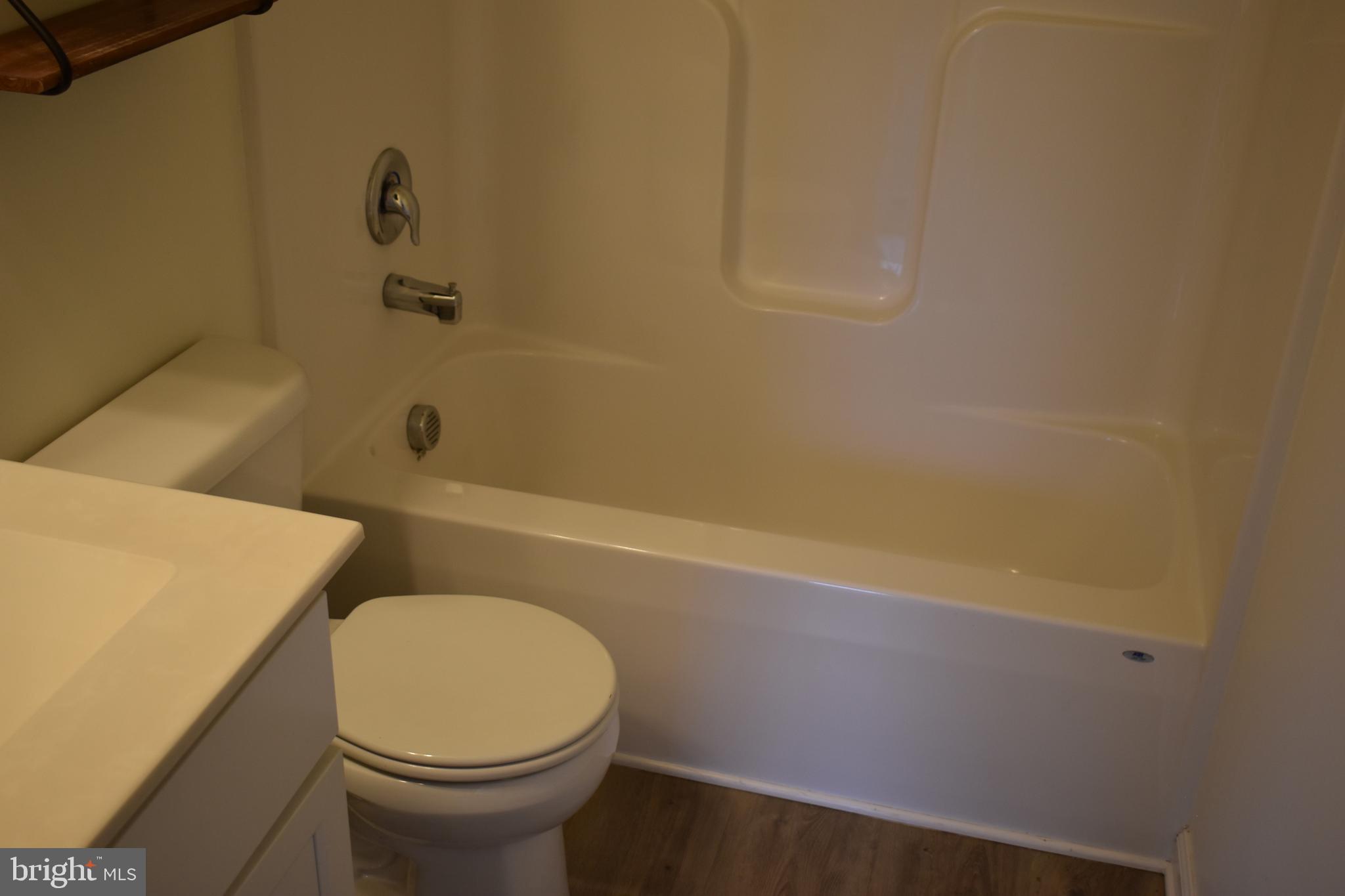 BRIDLE CREEK - Residential Lease