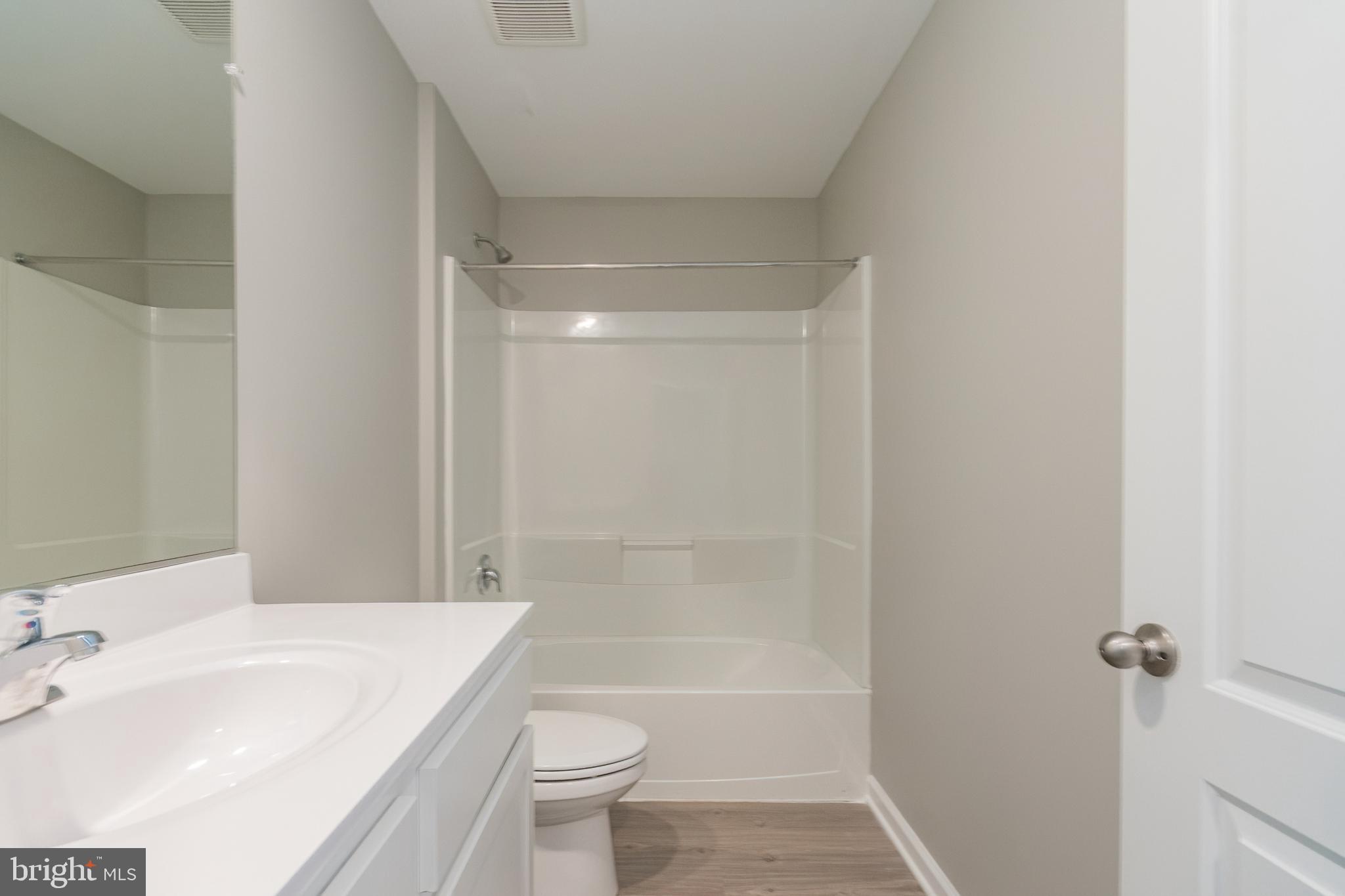 BROOKFIELD - Residential