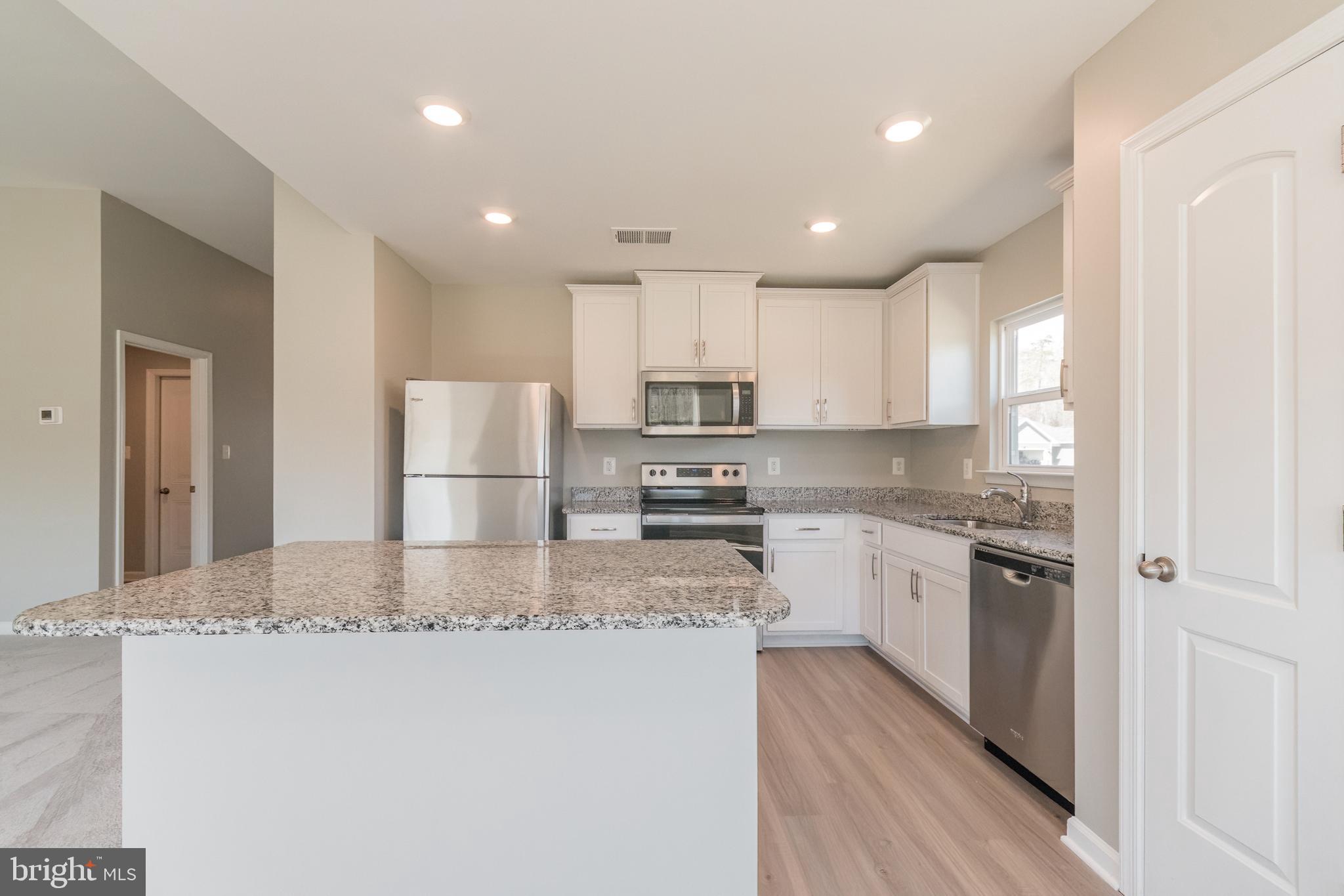 BROOKFIELD - Residential