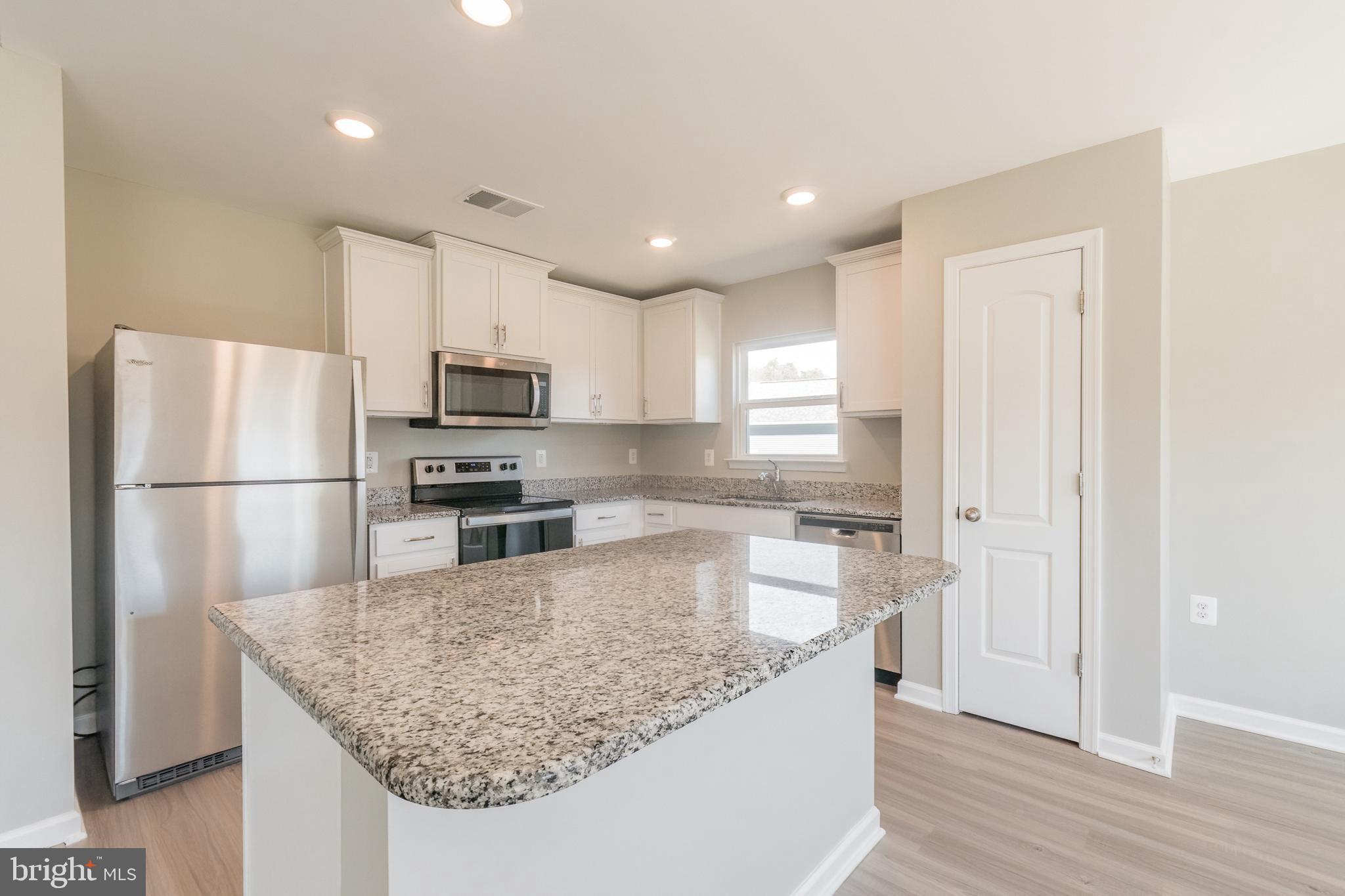 BROOKFIELD - Residential