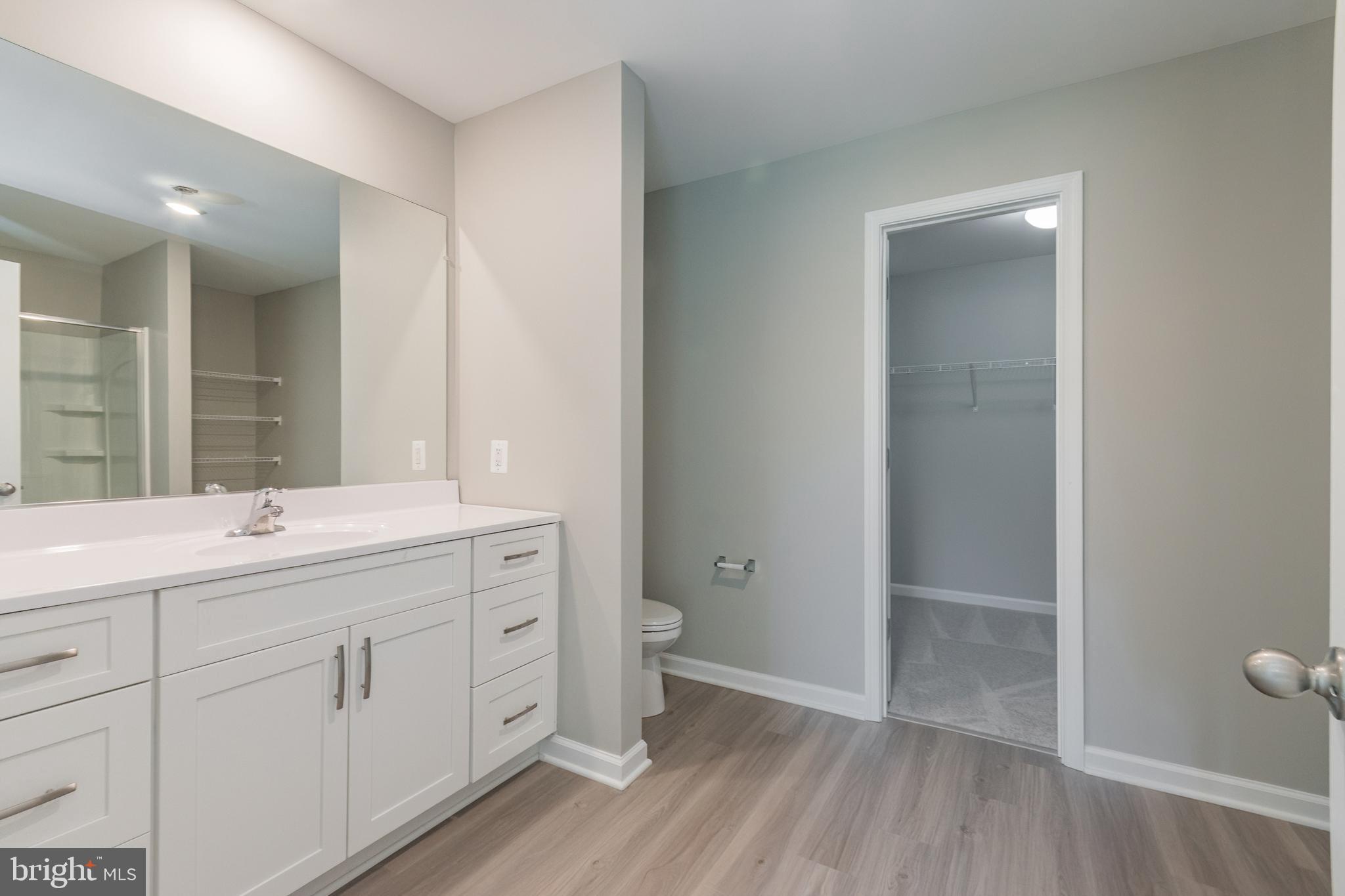 BROOKFIELD - Residential