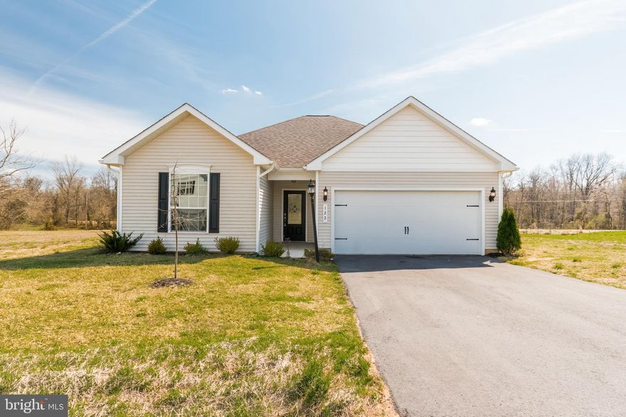 Wow only 3 years old and just put in upgraded paint and flooring.  Great open concept home in a great river front community. This home has three bedrooms, two full bathrooms, and a family room that opens to the kitchen and dining area. The kitchen has granite countertops, pantry for storage and an island great for entertaining. The primary bedroom is set apart from the other bedrooms which is great for privacy and has a large walk in closet, and a beautiful bathroom. This community has an amazing park with walking trails, picnic areas, a play ground and a boat ramp to access the river. Priced to sell!