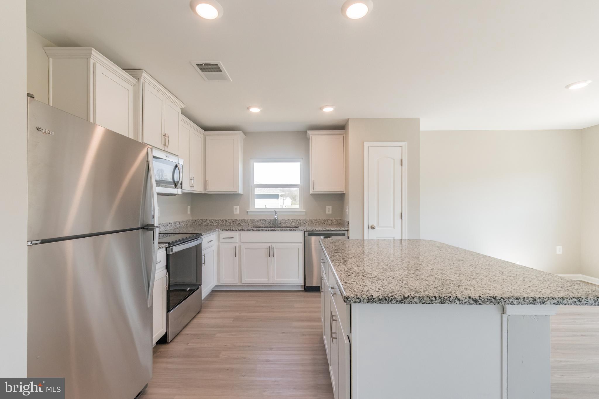 BROOKFIELD - Residential