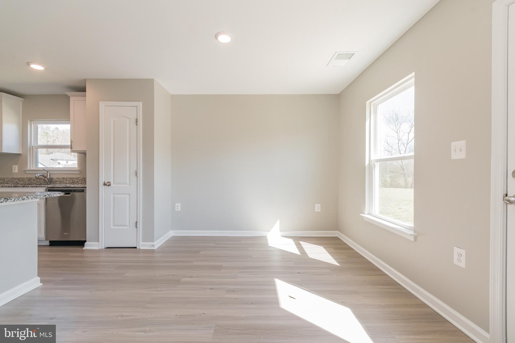 BROOKFIELD - Residential