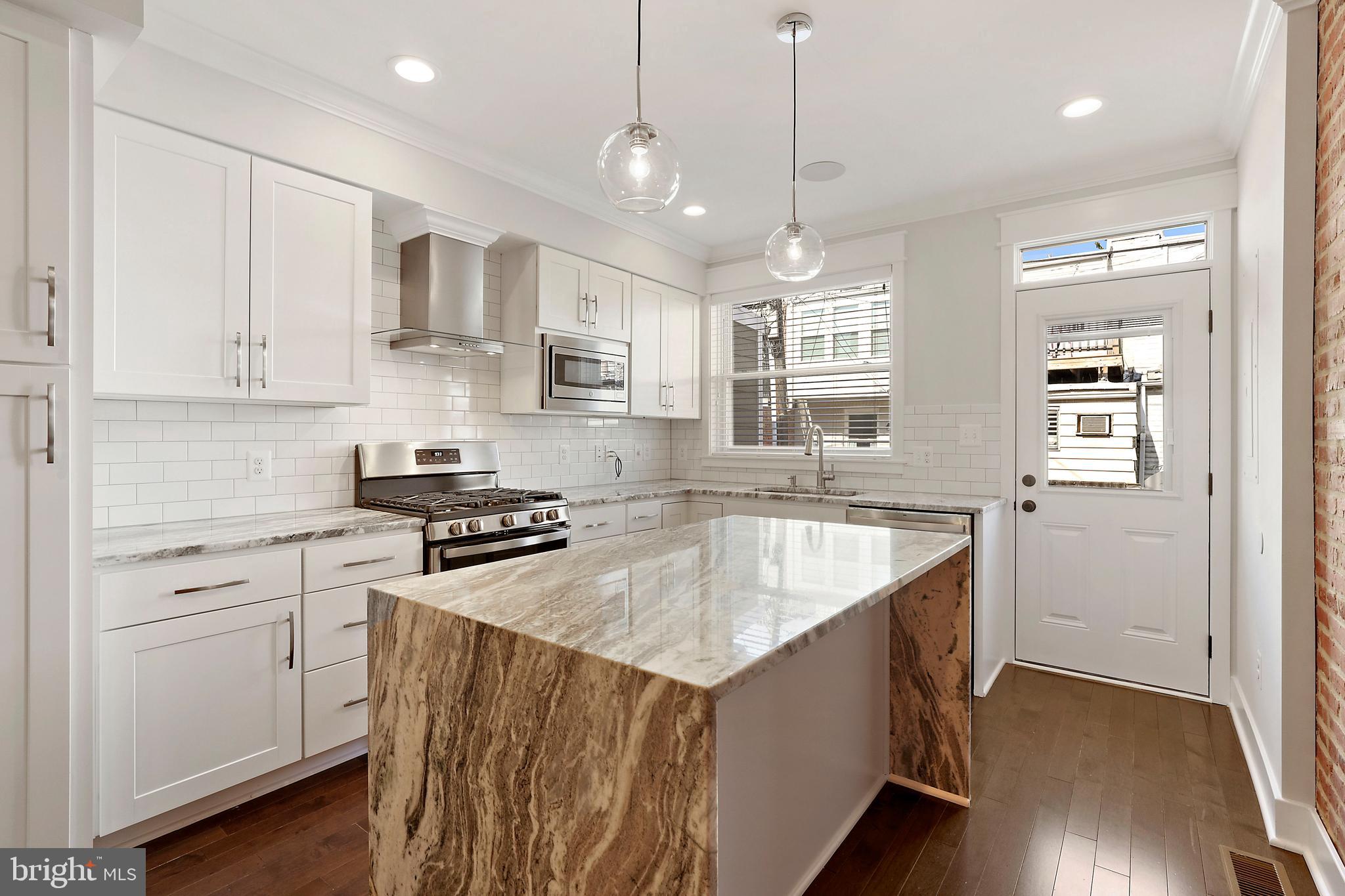 CANTON - Residential