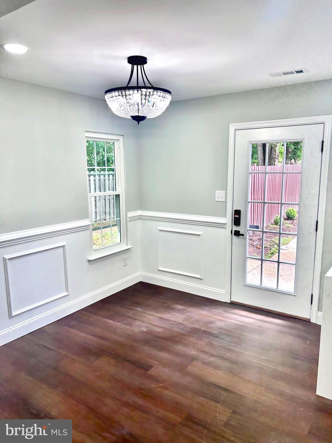 LANCASTER - Residential