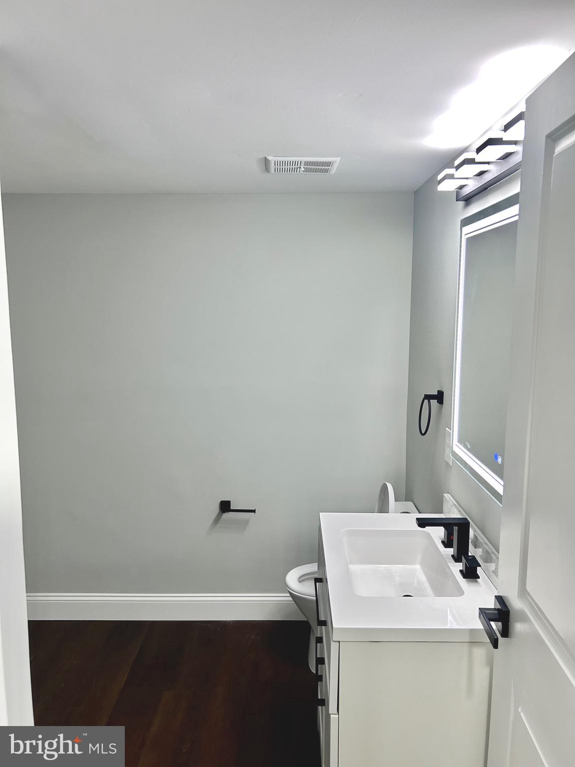 LANCASTER - Residential