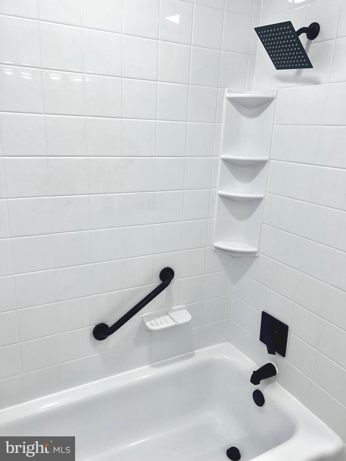 LANCASTER - Residential