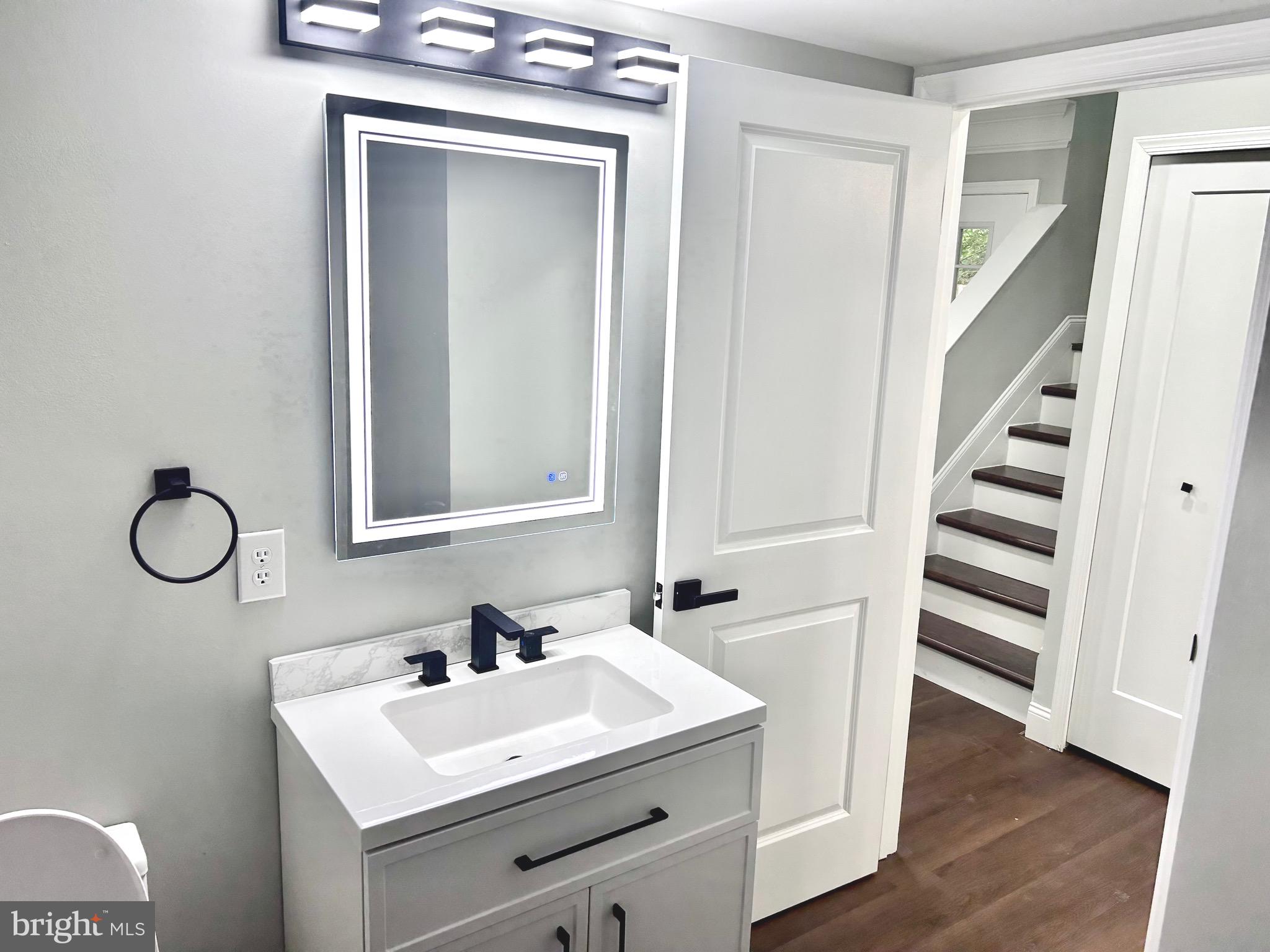 LANCASTER - Residential