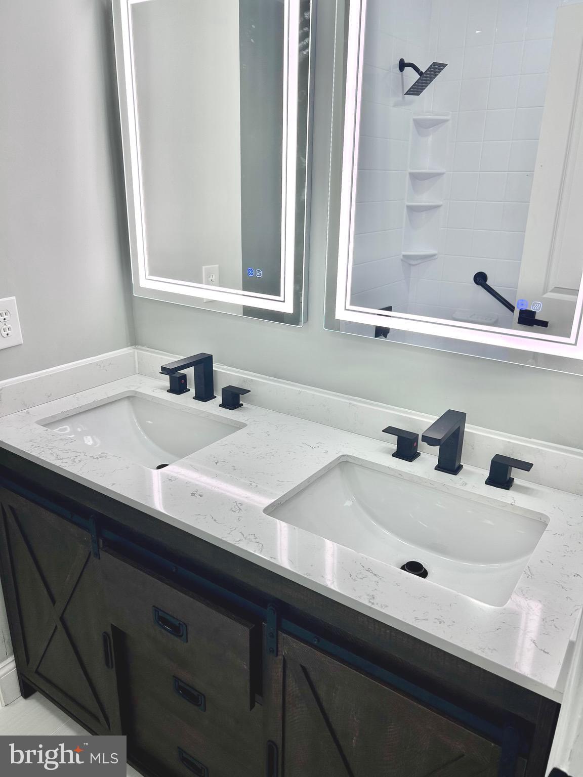 LANCASTER - Residential