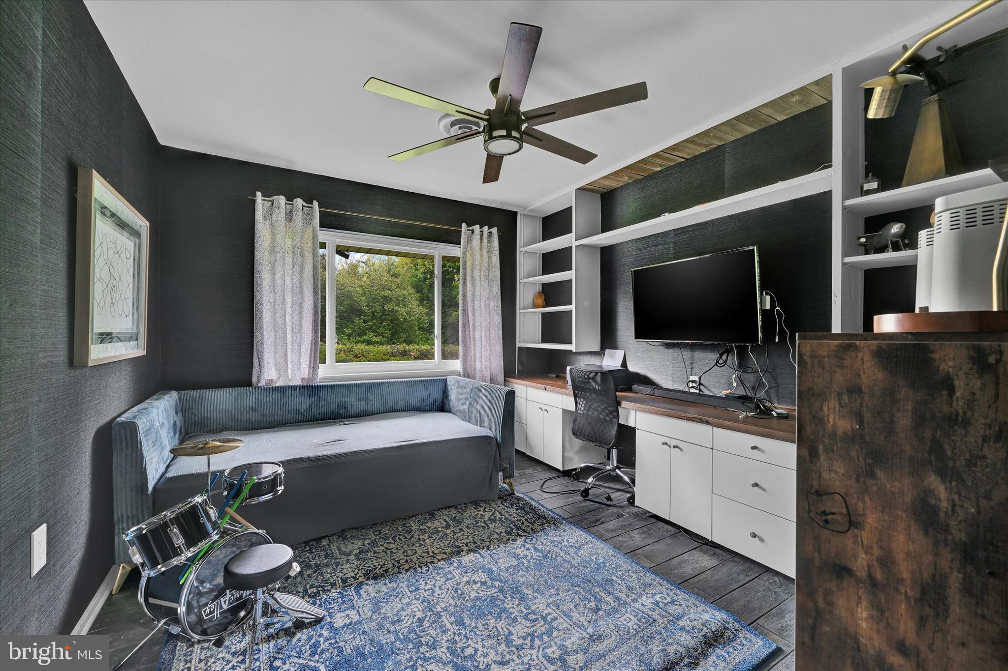 GREENSPRING VALLEY - Residential