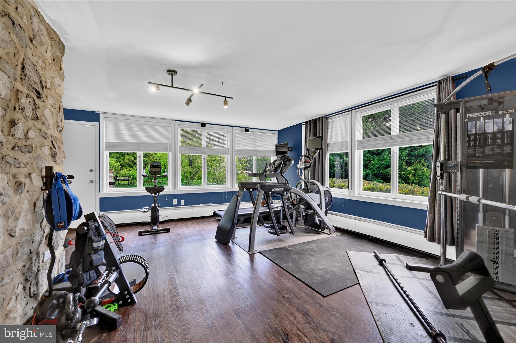 GREENSPRING VALLEY - Residential