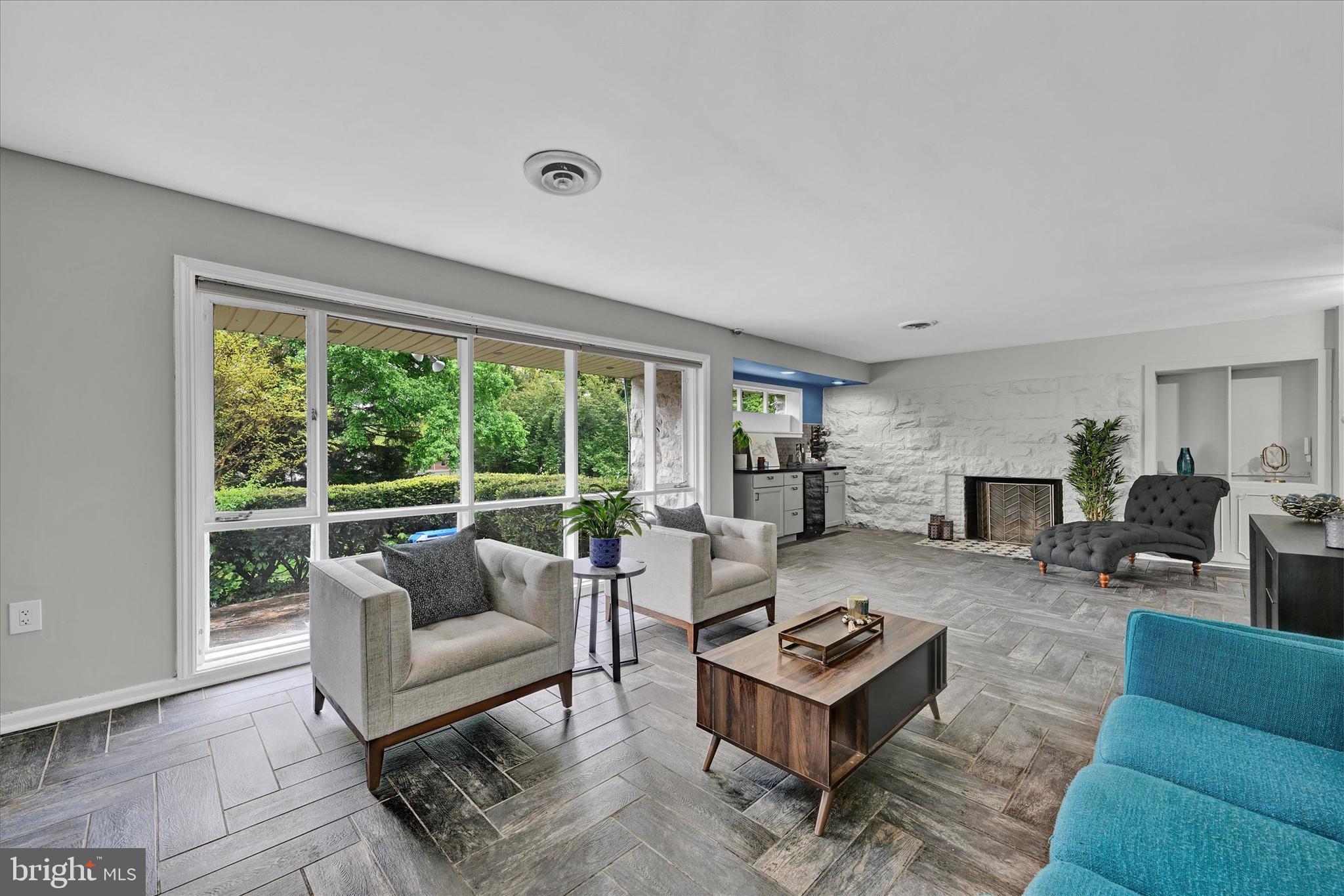 GREENSPRING VALLEY - Residential