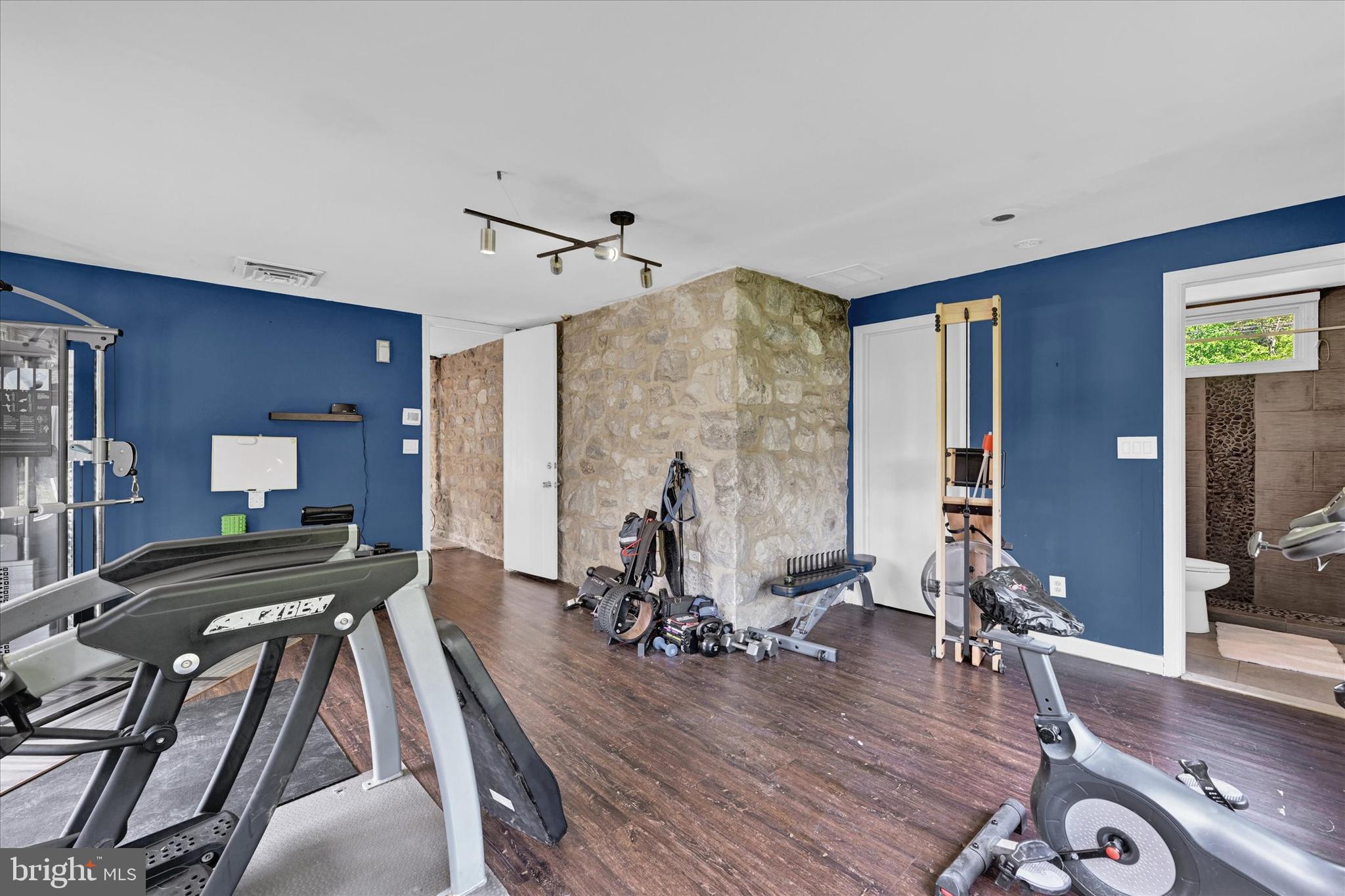 GREENSPRING VALLEY - Residential